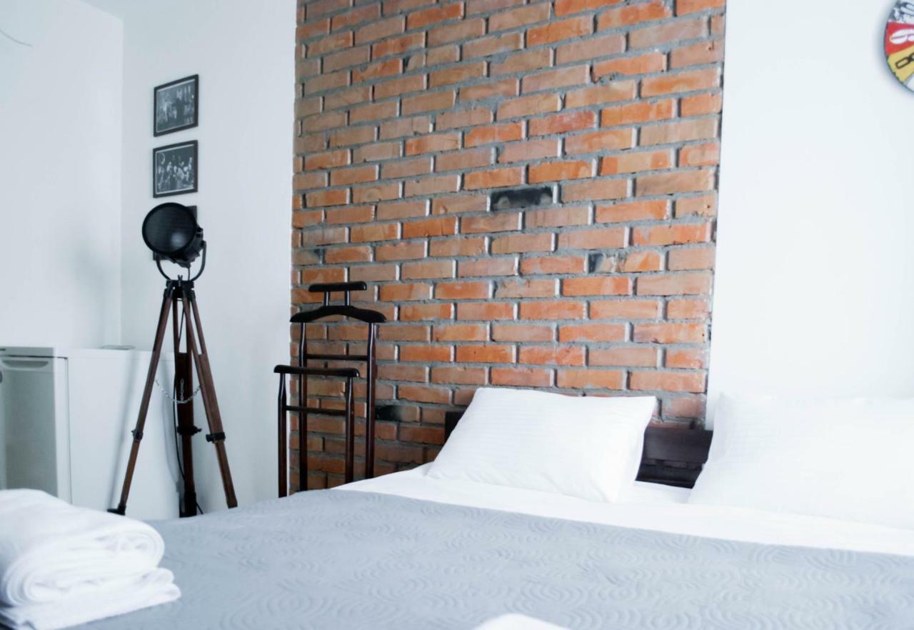 Hostel Uyutniy Dvorik Одеса Екстер'єр фото