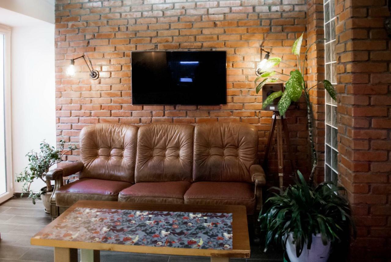 Hostel Uyutniy Dvorik Одеса Екстер'єр фото